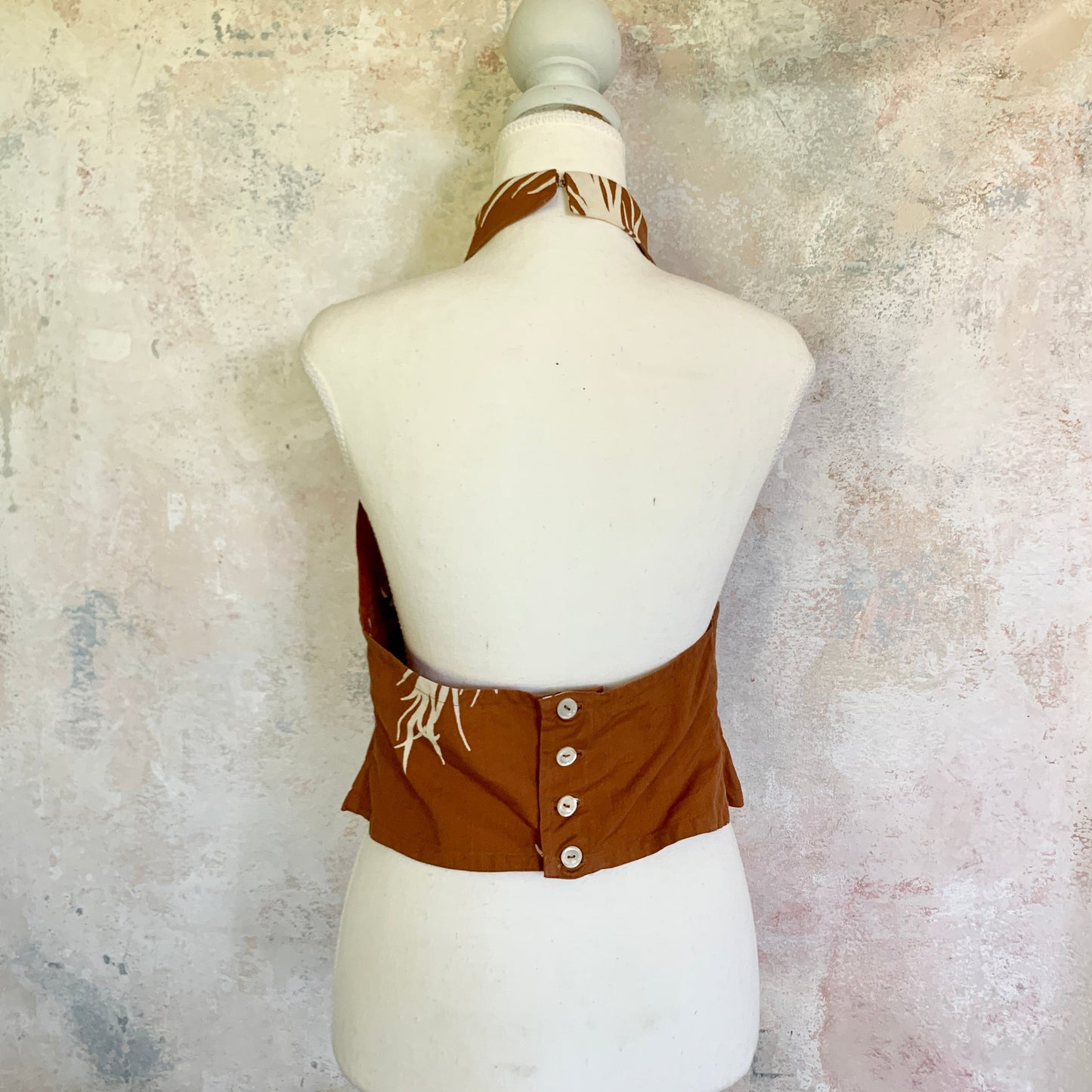 x SOLD x Top 1930s French Linen Halter