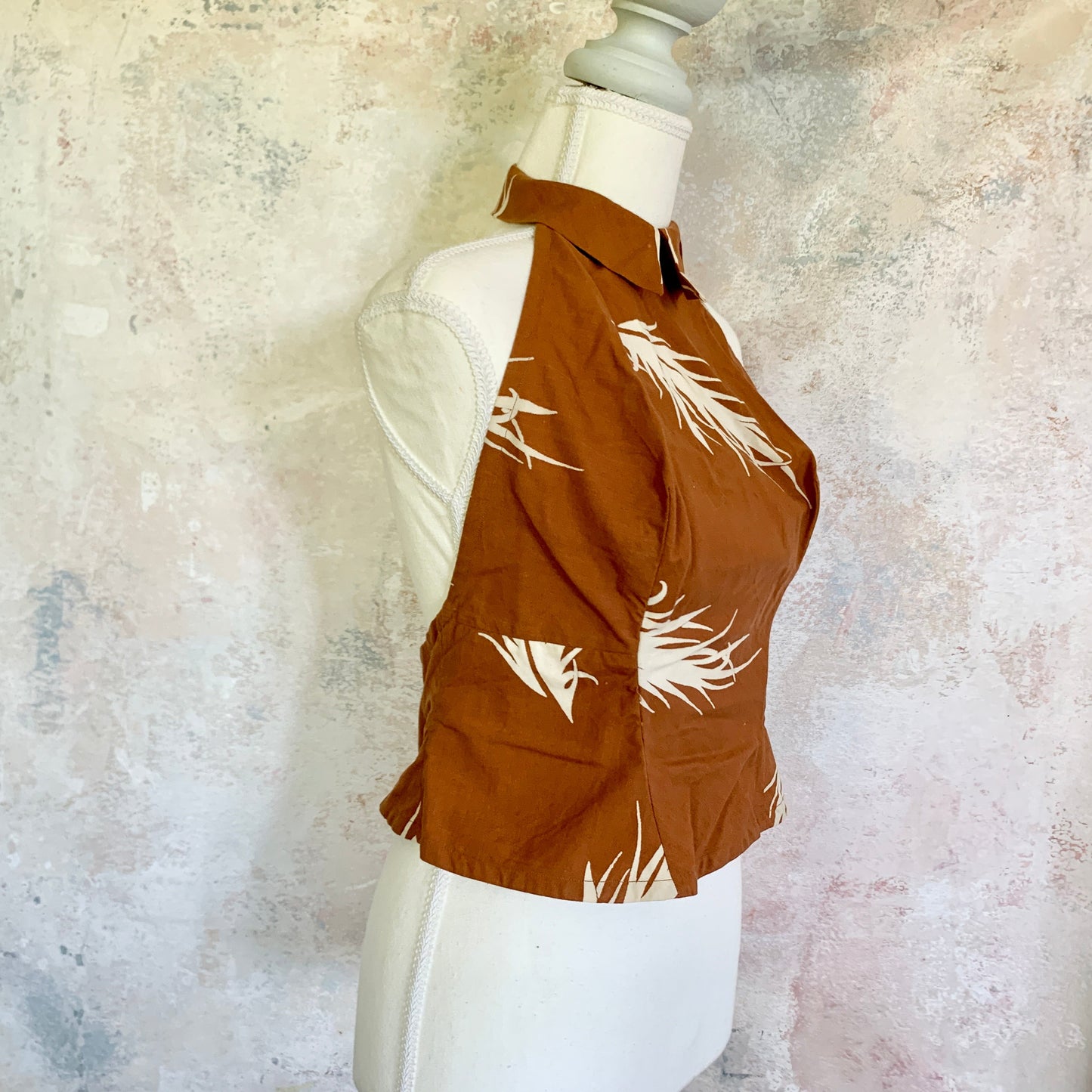 x SOLD x Top 1930s French Linen Halter