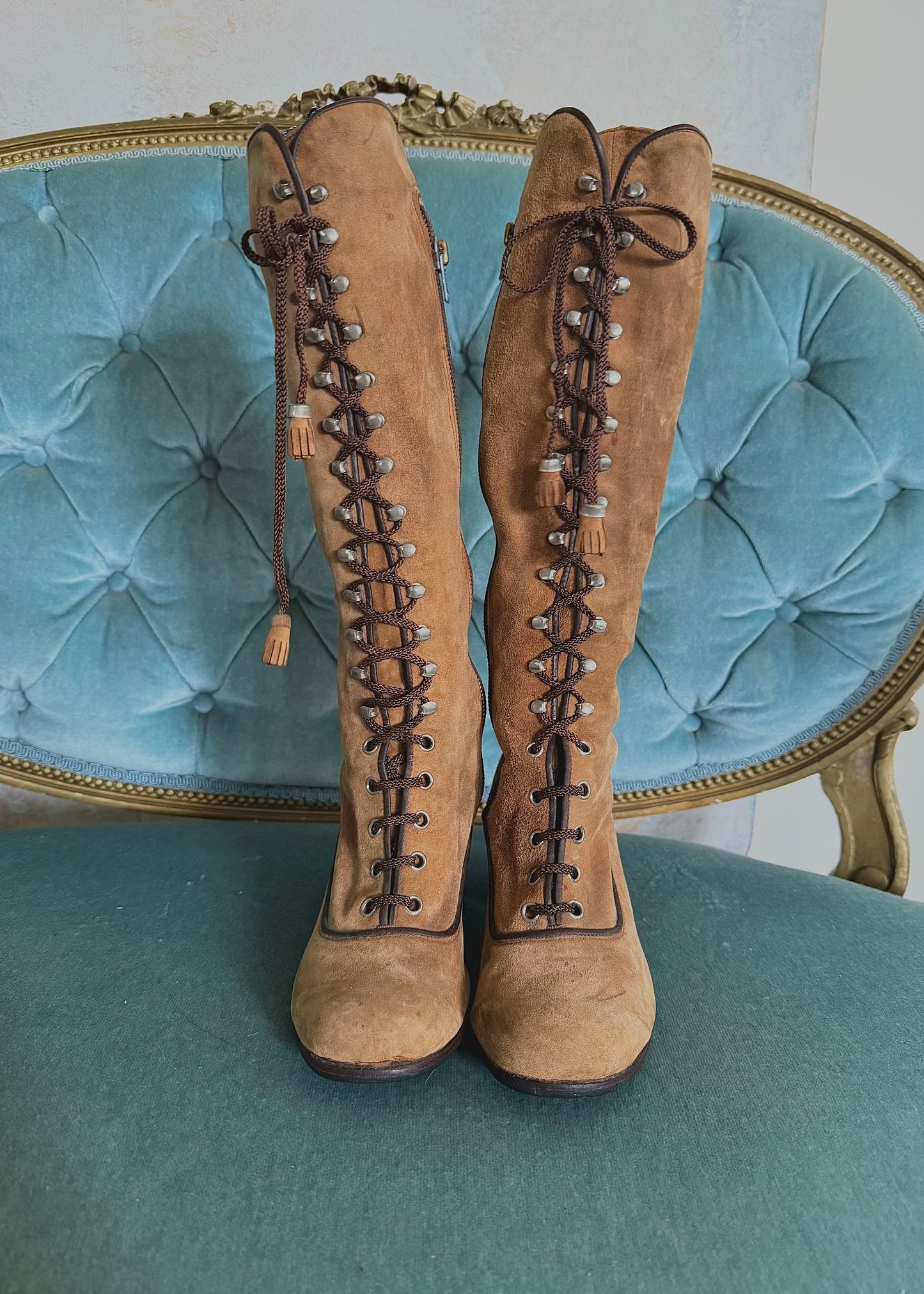 x SOLD x Shoes 1970s Leather Knee Boots