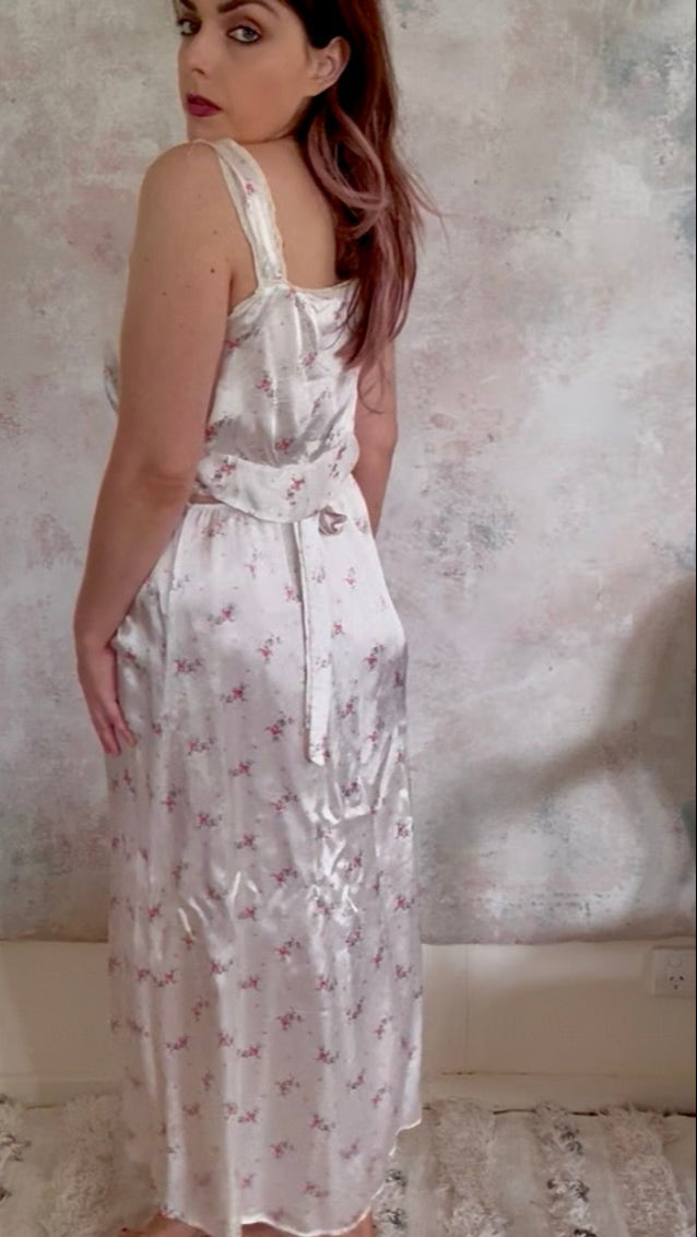 x SOLD x Set 1930s Floral Silk Slip Set