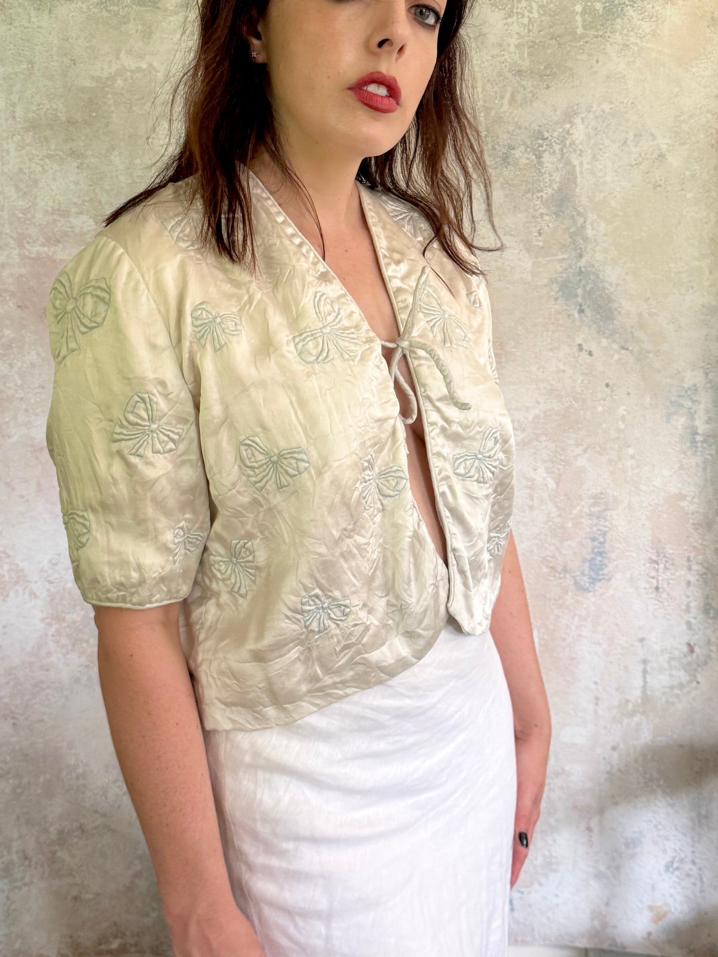 x SOLD x Top Blue Silk Bed Jacket