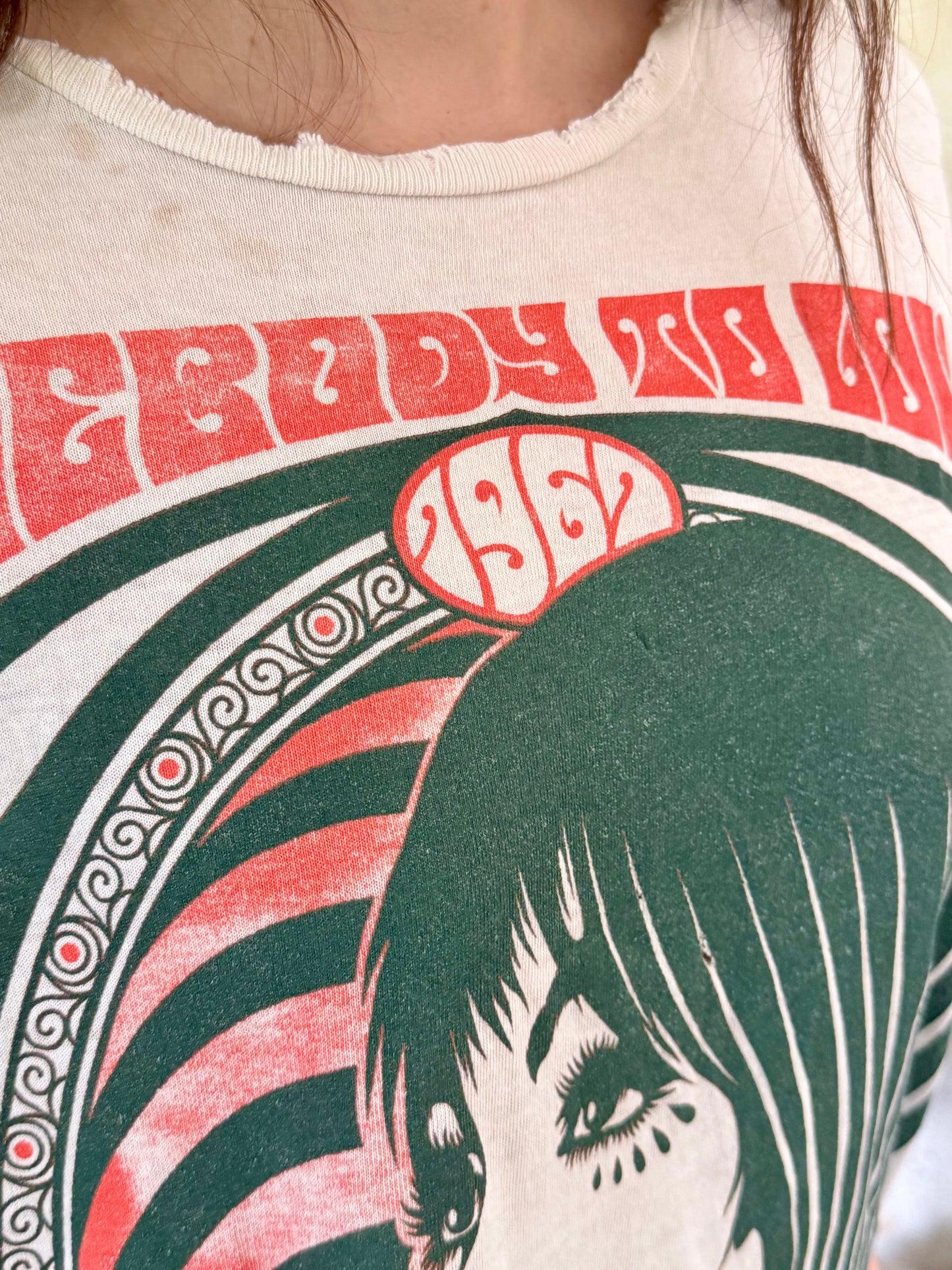 x SOLD x Top 1970s Jefferson Airplane Band Tee