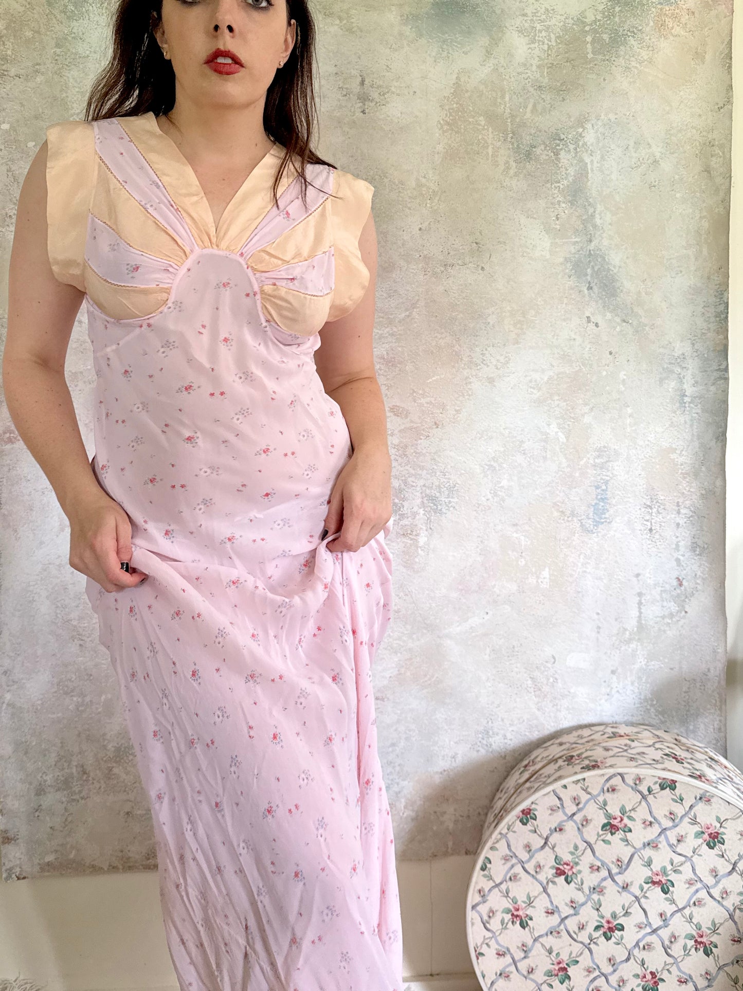 x SOLD x Dress 1930s Pink Floral Slip