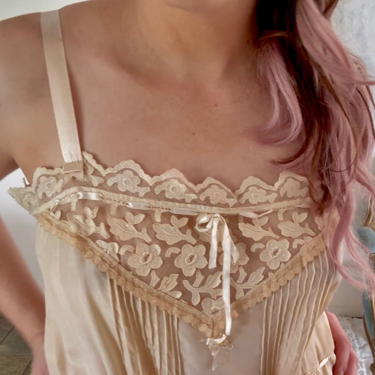 x SOLD x Playsuit 1920s Beige Rayon Step In Chemise