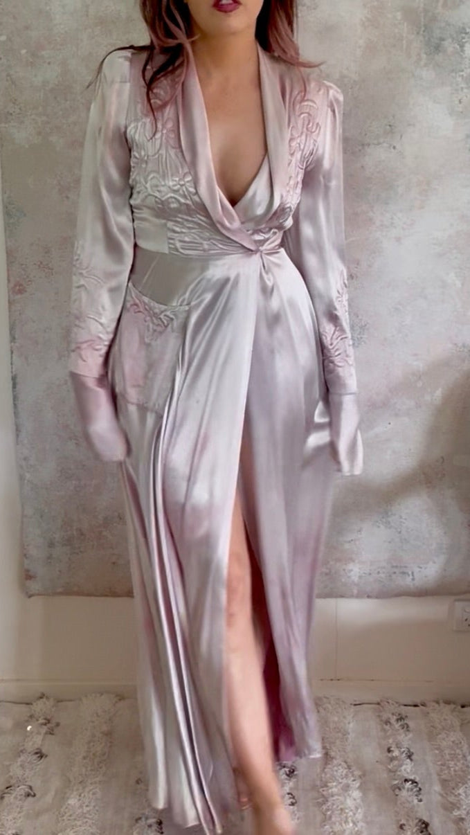 x SOLD x Dress 1940s Silk Trapunto Silk Gown