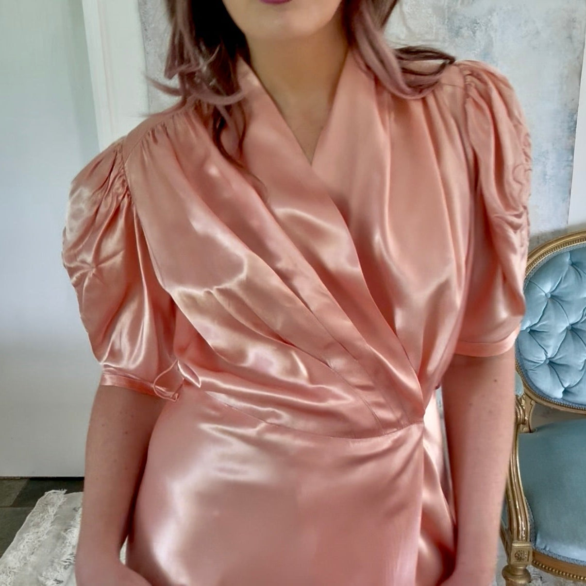 x SOLD x Dress 1940s Peach Silk Trapunto Gown