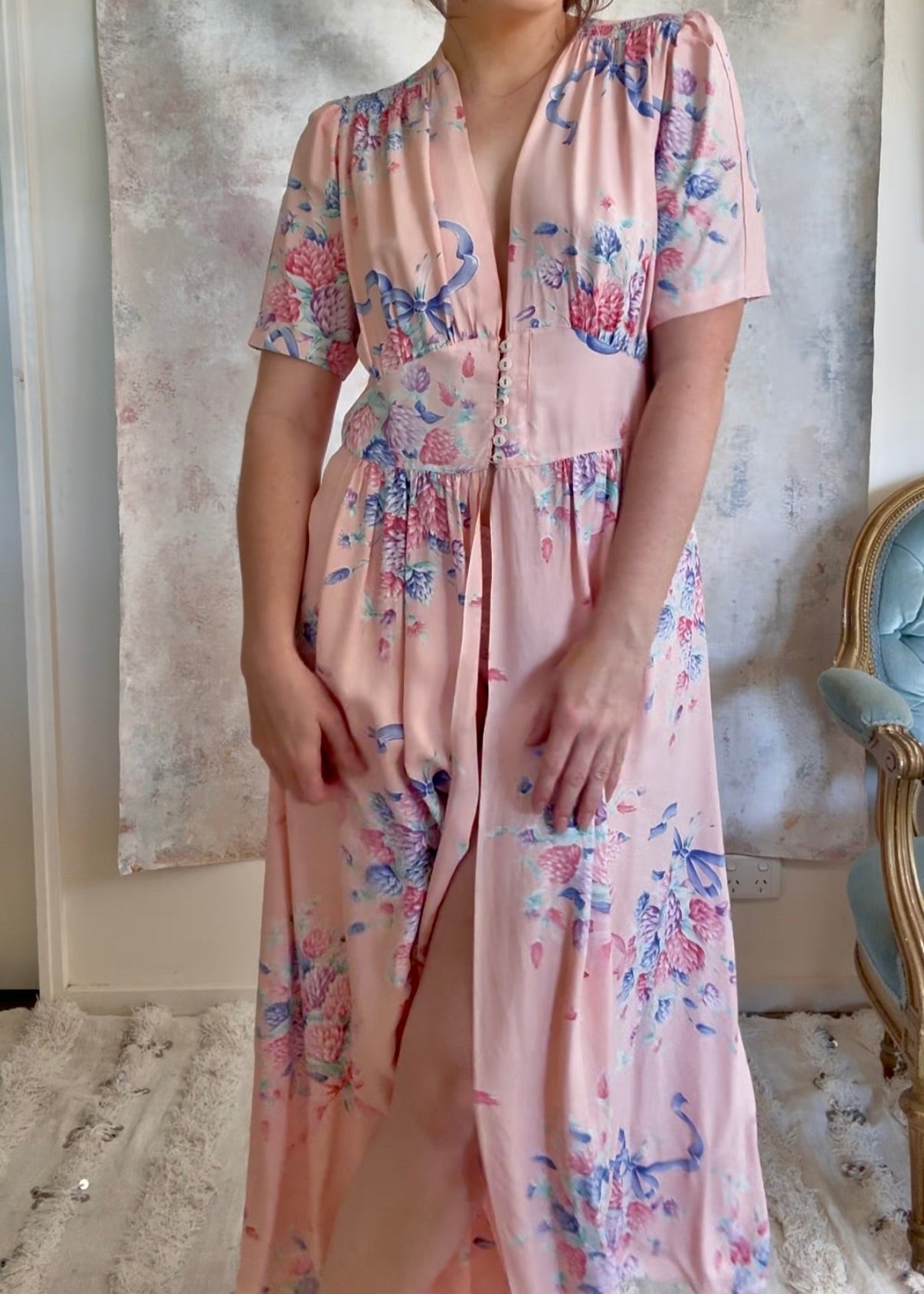 x SOLD x Dress 1940s Floral Print House Gown