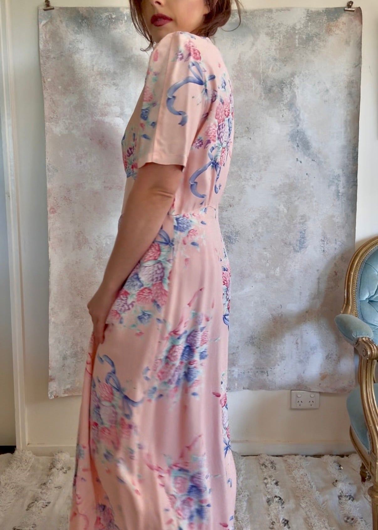 x SOLD x Dress 1940s Floral Print House Gown