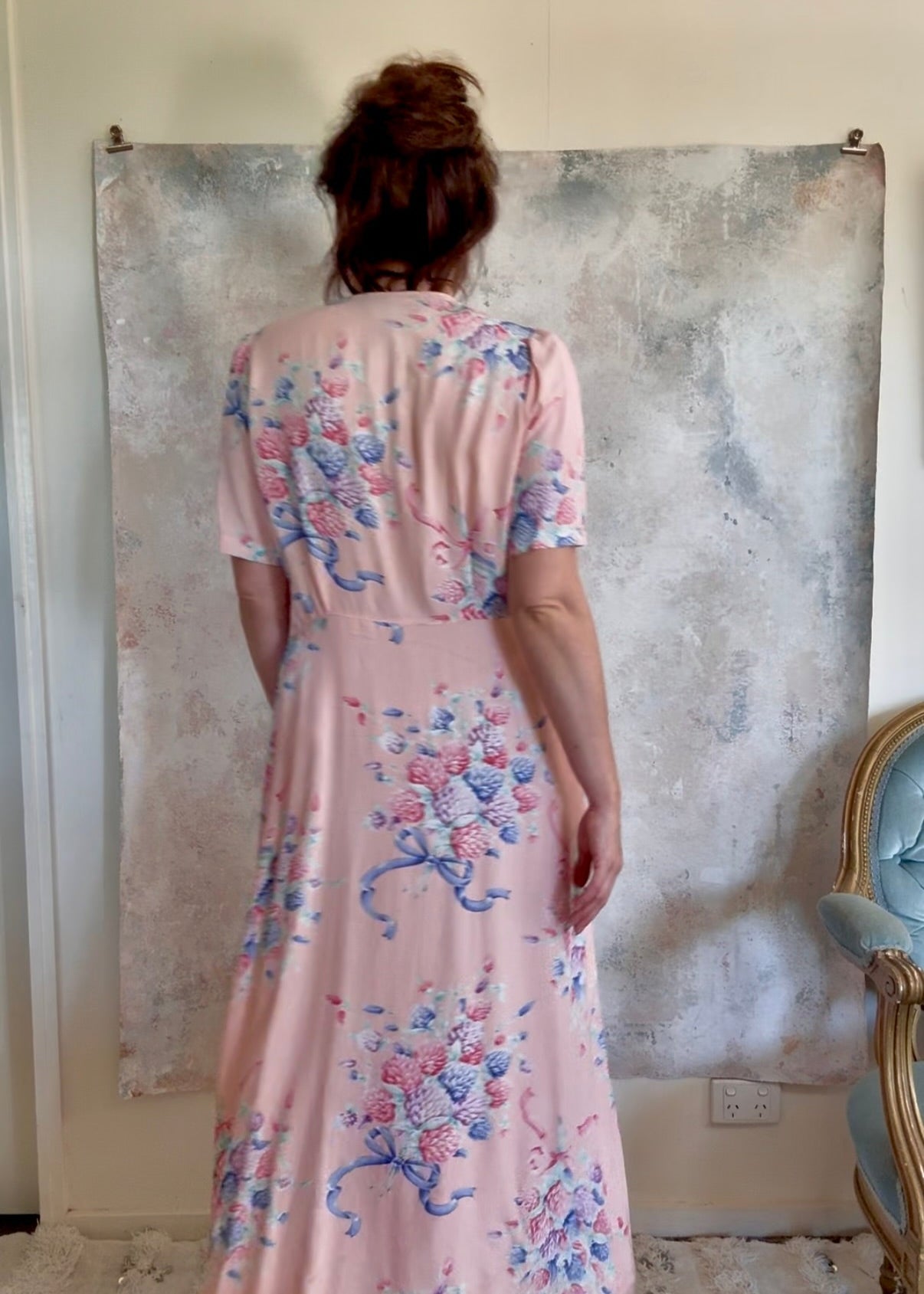 x SOLD x Dress 1940s Floral Print House Gown