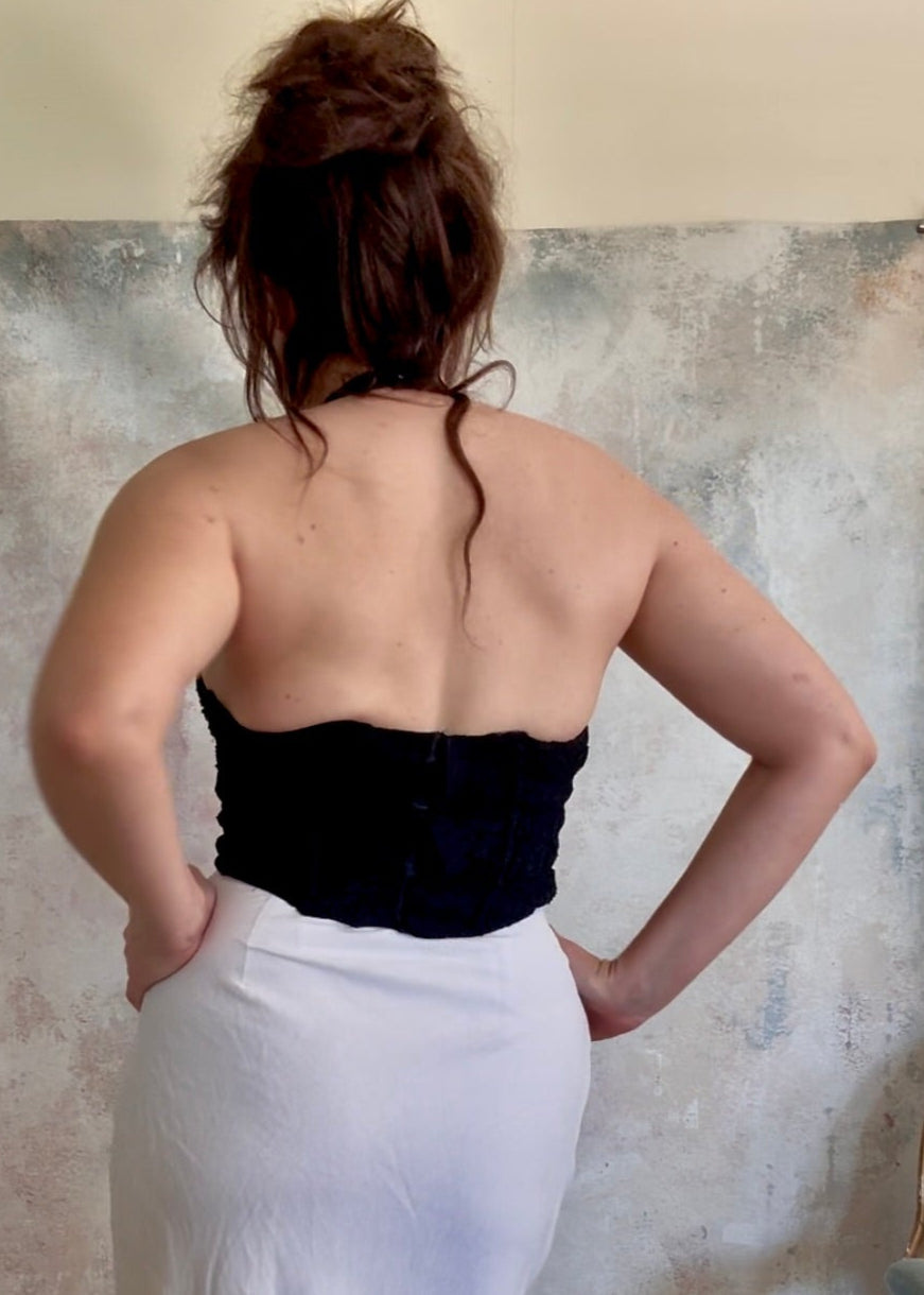x SOLD x Top 1950s Black Halter Bustier