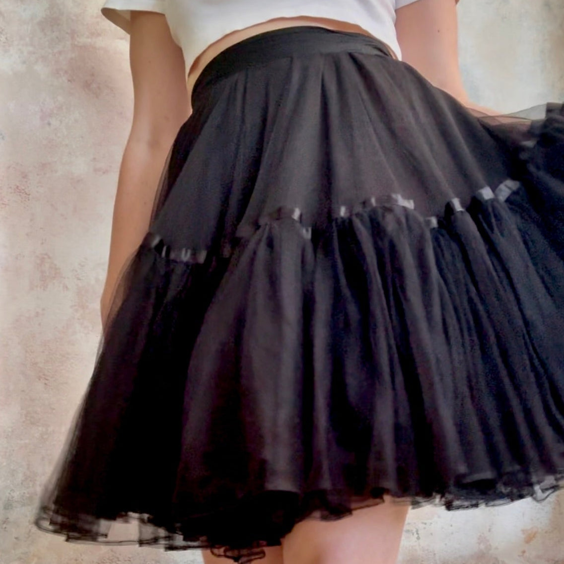 x SOLD x Skirt Vintage Black Tutu