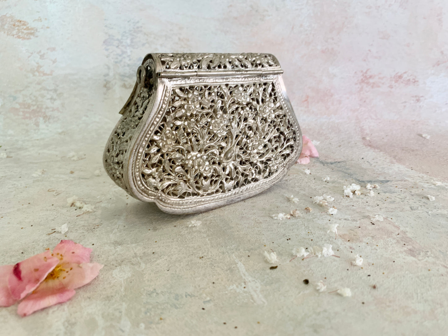 Handbag Silver Repousse Purse