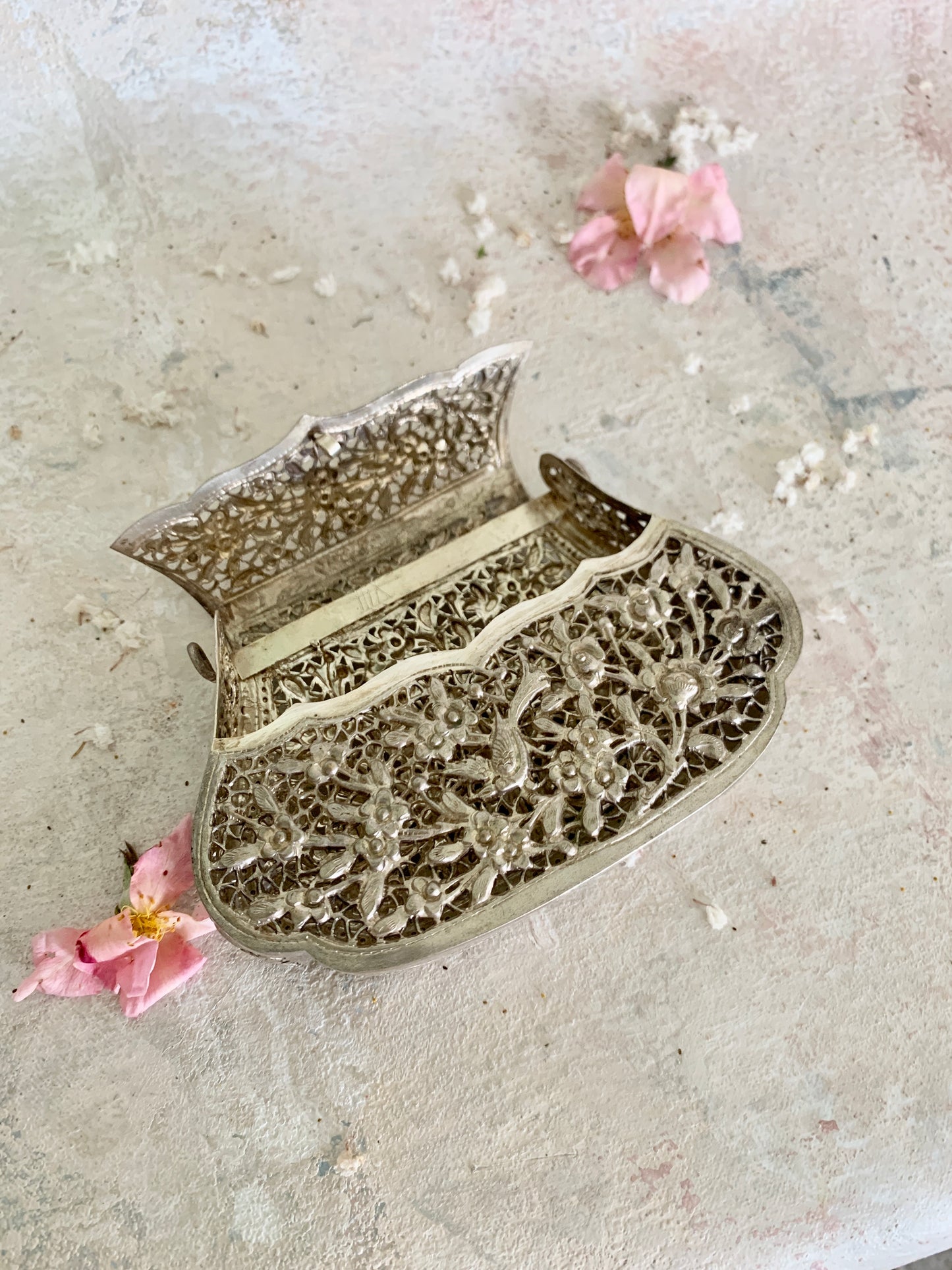 Handbag Silver Repousse Purse